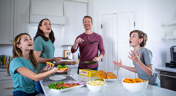 Weeknight Domination: How Frozen Burgers Make Family Meals Faster and Easier